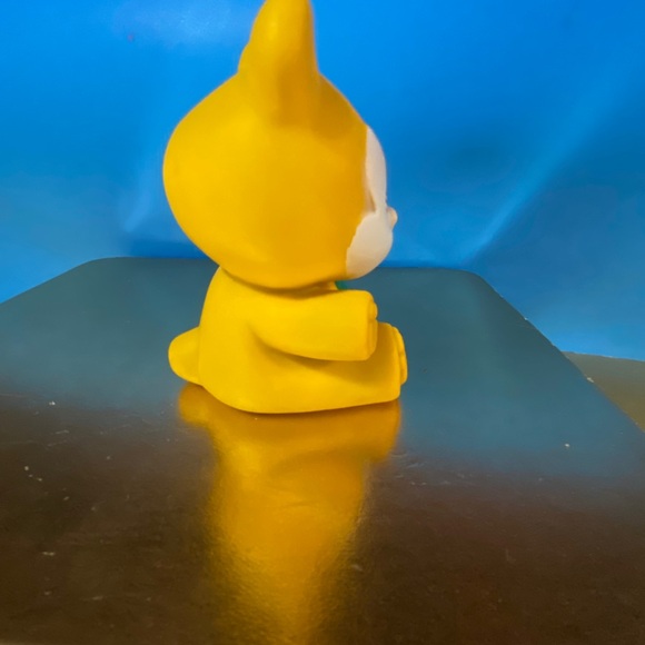 YELLOW BEAR VINTAGE 1979 SQUEAKY TOY THE FIRST YEARS RARE 4” - Picture 5 of 7